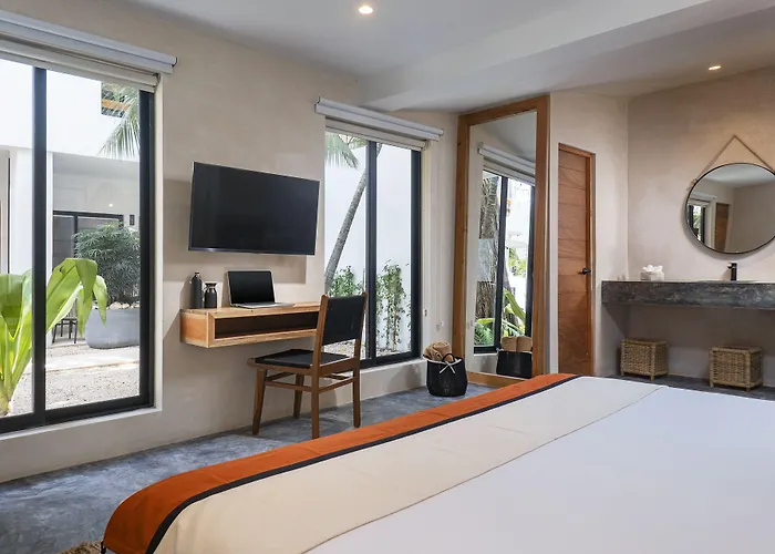 Hotel Malish &