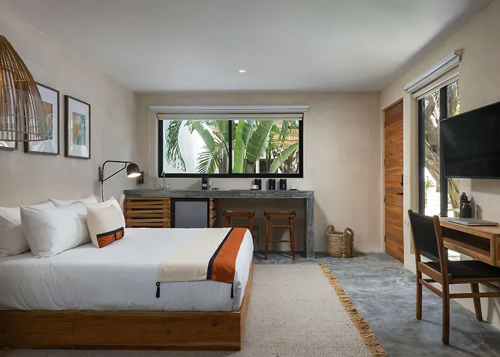 Malish & Hotel Playa del Carmen